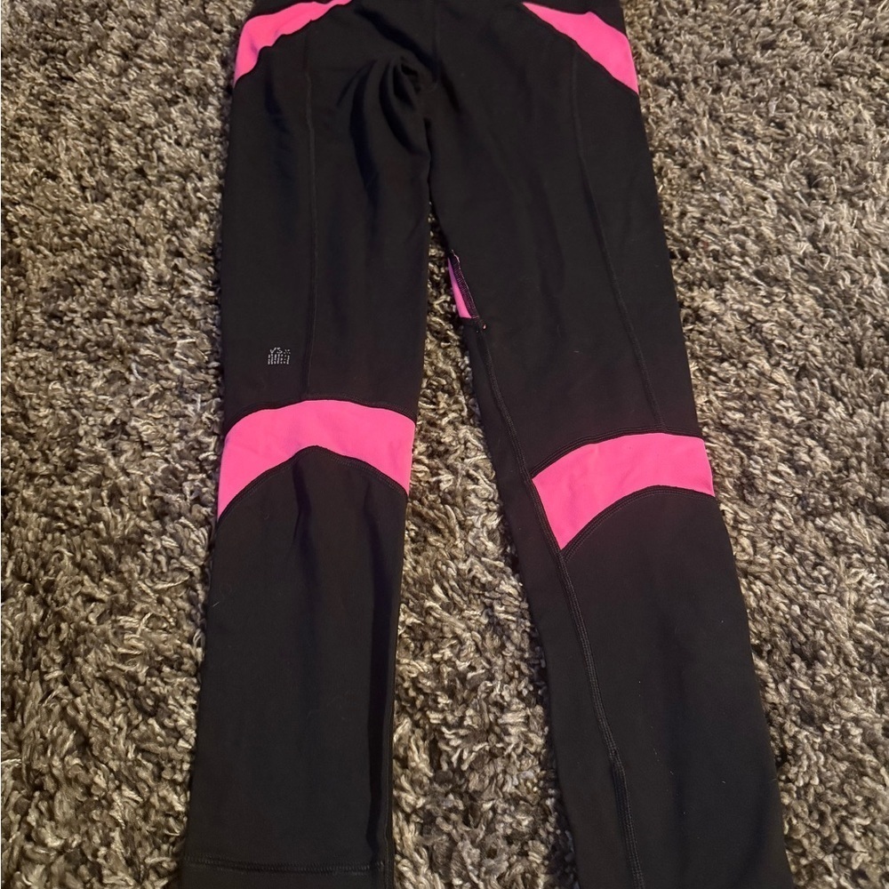 Victoria's Secret Black and Pink Sport Leggings - Picture 2 of 3